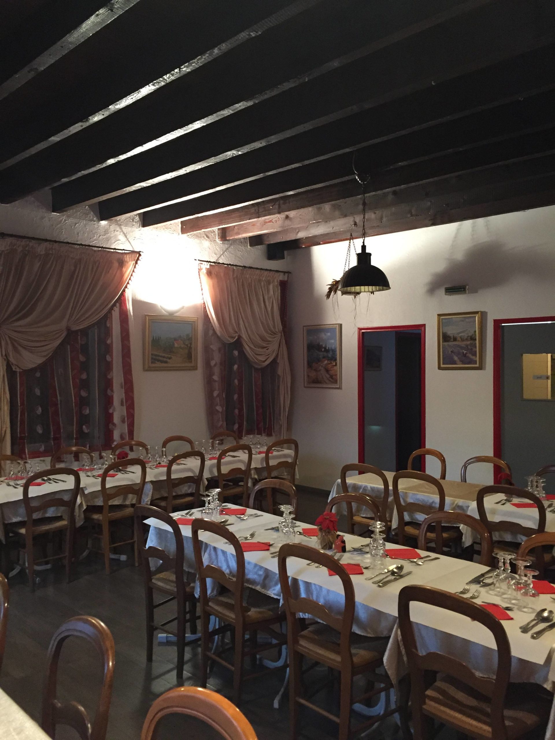 Restaurant près du pont d'Avignon
